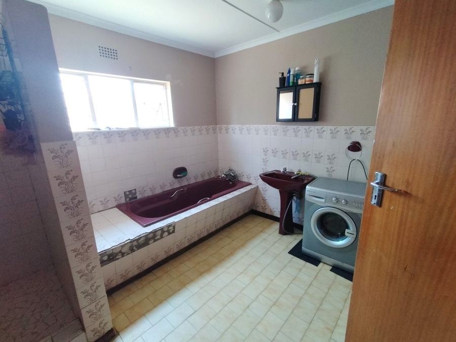 3 Bedroom Property for Sale in Fleurdal Free State